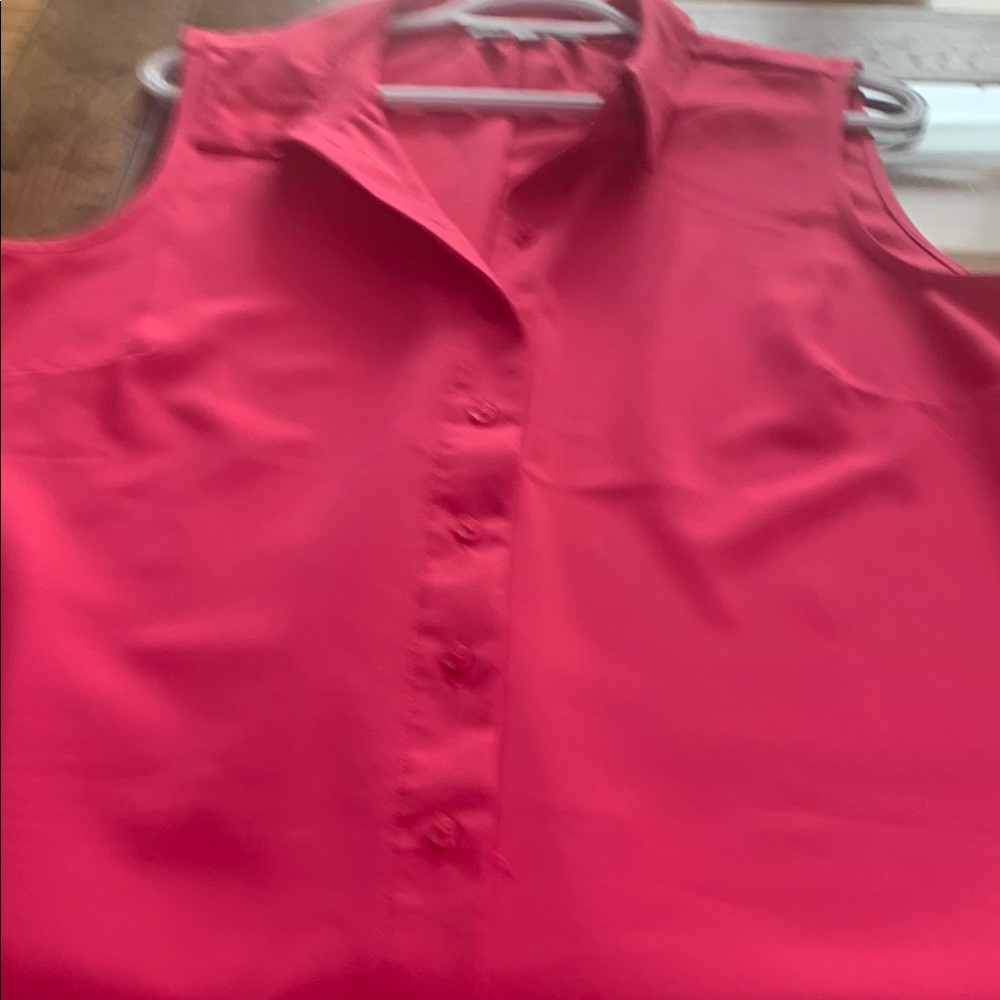 Cleo XL button down sleeveless blouse